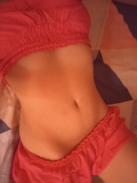 Buna, sunt Ina,